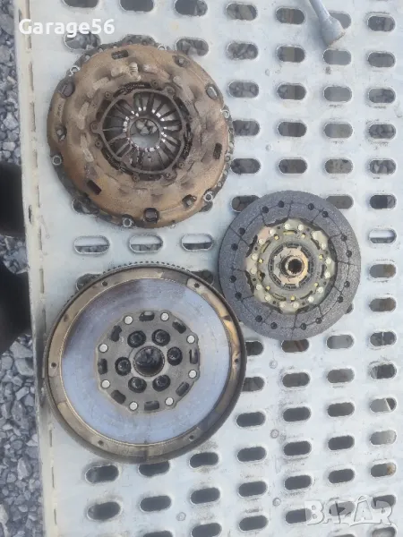 Демпферен маховик със съединител за Opel Astra H 1.9 120к.с. (М32 скоростна кутия), снимка 1