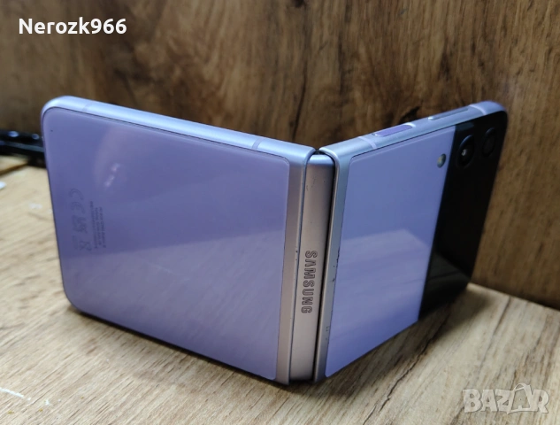 Samsung Z Flip 3  за части