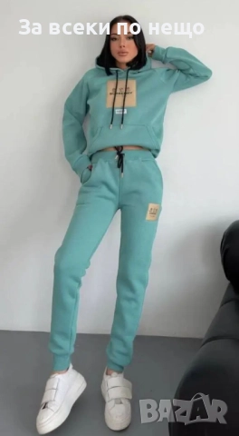 Burberry Дамски Спортен Комплект🔝Дамски Спортен Екип Бърбъри - 2 Цвята Код S321, снимка 2 - Спортни екипи - 52428984