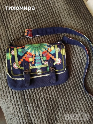 Чанти на Disigual от плат, снимка 6 - Чанти - 52915103