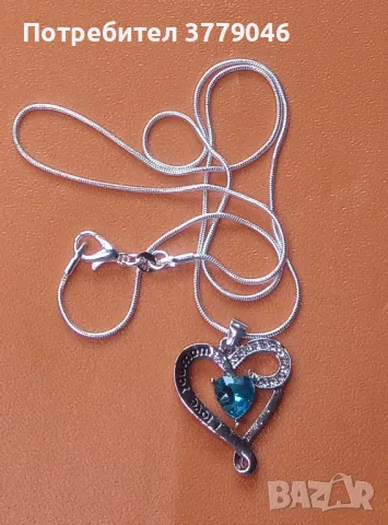 Колие с кристали , снимка 3 - Колиета, медальони, синджири - 50335716
