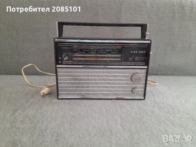 Ретро радио VEF 202, снимка 1 - Радиокасетофони, транзистори - 45743725