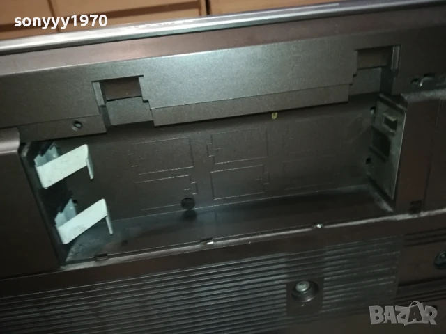 GRUNDIG RR 3000-ВНОС SWEDEN 0908251921, снимка 18 - Радиокасетофони, транзистори - 51310922