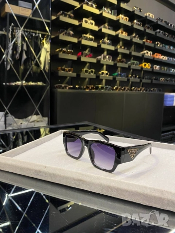 очила с черен обикновен калъф и ув защита cartier chanel, снимка 11 - Слънчеви и диоптрични очила - 51450884