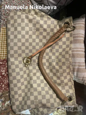 Продавам чанта Louis Vuitton, снимка 1 - Чанти - 49259965