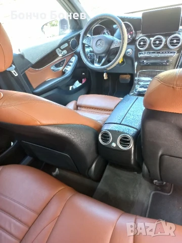 Мерцедес GLC 300 4 matik, снимка 13 - Автомобили и джипове - 50590403