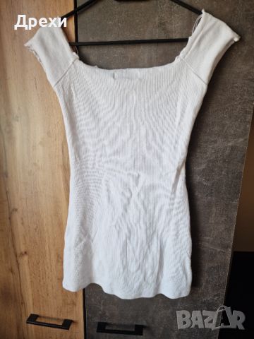 Нова блузка Pull&Bear, снимка 2 - Тениски - 45252751