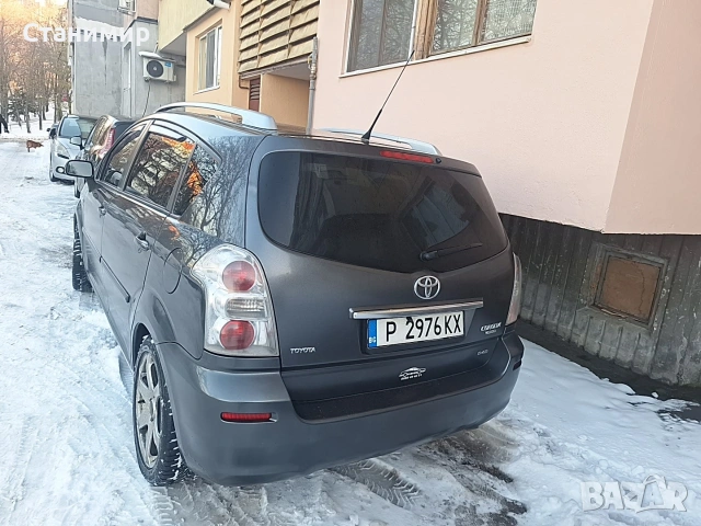 Тойота Корола Версо 2.2 136кс 2009г, снимка 6 - Автомобили и джипове - 53585132