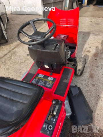 Тракторна косачка JONSERED LR 11, снимка 4 - Градинска техника - 52836848