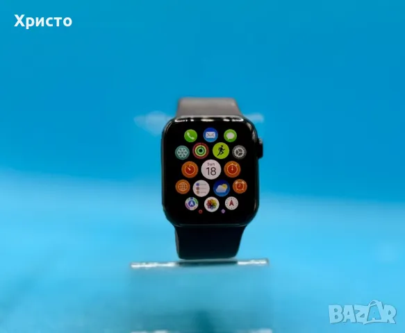 ГАРАНЦИОНЕН!!! Смарт часовник Apple Watch SE2 (2022), 40 мм, Midnight Aluminium Case, снимка 1 - Смарт часовници - 47118555