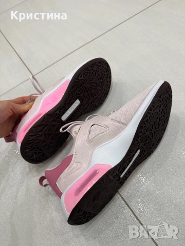 Спортни обувки Nike, снимка 6 - Маратонки - 52677139