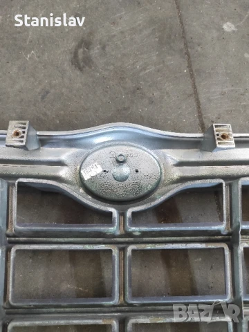 Предна решетка Chrysler 300c , снимка 4 - Части - 50734788