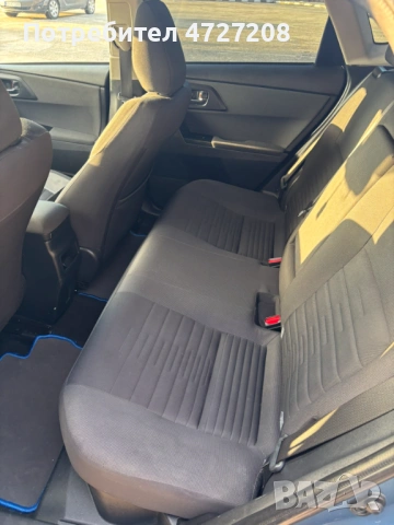 Toyta Auris Hybrid със сменена нова гаранционна батерия, снимка 6 - Автомобили и джипове - 53337211