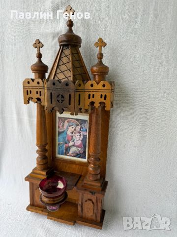 Дърворезба, старинен домашен иконостас с кандило , икона, снимка 3 - Антикварни и старинни предмети - 45418992