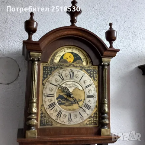 Стенен часовник с лунна фаза 