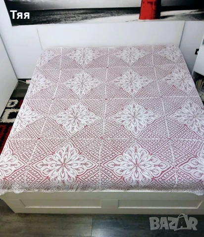 Плетена покривка за спалня 