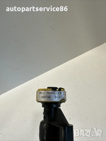 Маркуч тръба за вентилация на масло за Peugeot 3008 1.2T 65000 км (2022) 9812135680, снимка 2 - Части - 53594127