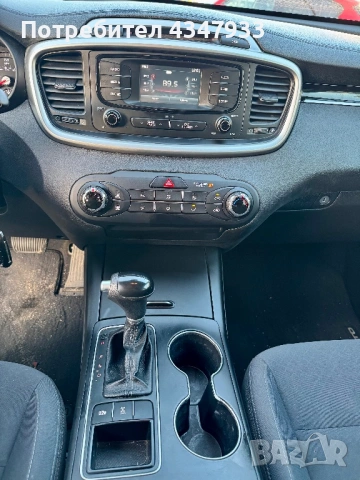 КИА Соренто 2017, снимка 17 - Автомобили и джипове - 53843181