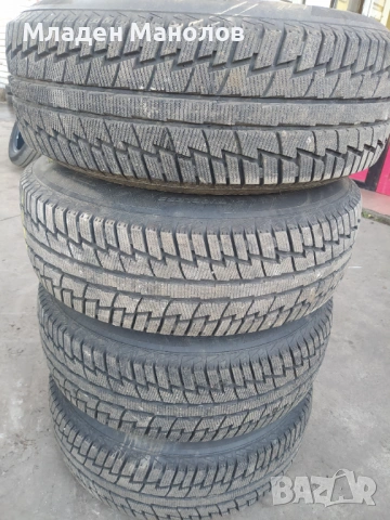 Джанти с гуми , размера се вижда на снимките , свалени са от Форд Рейнджър 2008 , гумите са чисто но, снимка 4 - Гуми и джанти - 53278441