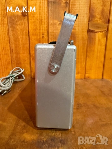 Радио Sanwa, снимка 4 - Радиокасетофони, транзистори - 53175312