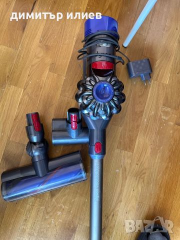 Прахосмукачка Dyson v8 absolute+, снимка 1