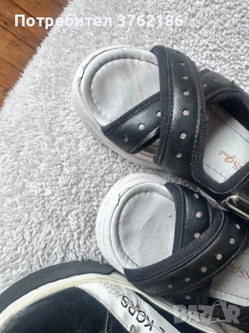 Детски обувки Guess ,michel kors 33, снимка 8 - Детски маратонки - 53725978