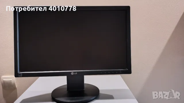 Монитор LG Flatron W1946, снимка 4 - Монитори - 50367856