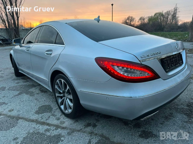 Качваш се и караш , снимка 5 - Автомобили и джипове - 54135648