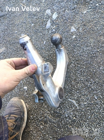 Теглич за Бмв Е60 / Teglich za BMW E60 2005, снимка 2 - Части - 53671526