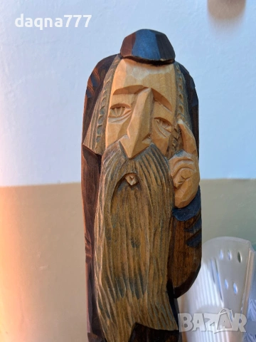 Дърворезба фигура от дърво