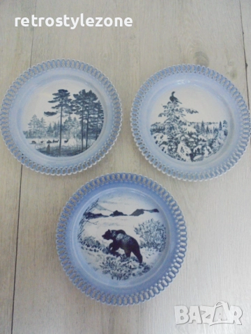 № 8252 Три стари декоративни чинии / пана 