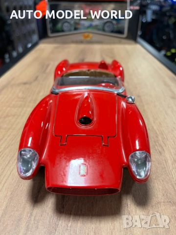 BBURAGO метална колекционерски модел FERARRI 250 TESTAROSSA 1:18, снимка 3 - Колекции - 52795234