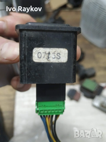 Бутон, копче управление странични огледала HONDA Accord , Civic, снимка 7 - Части - 53109381