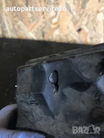 Кутия за въздушен филтър за Mercedes S Class A6420902101, снимка 3 - Части - 54078563