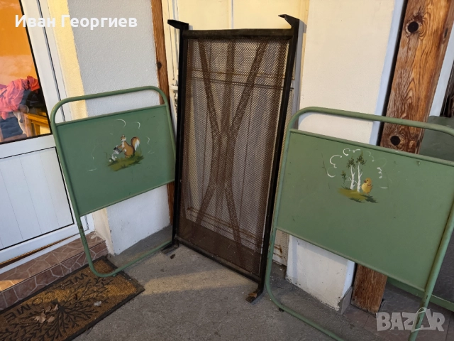 Метално детско винтидж легло с пружина 132х70 см, снимка 2 - Спални и легла - 52859397