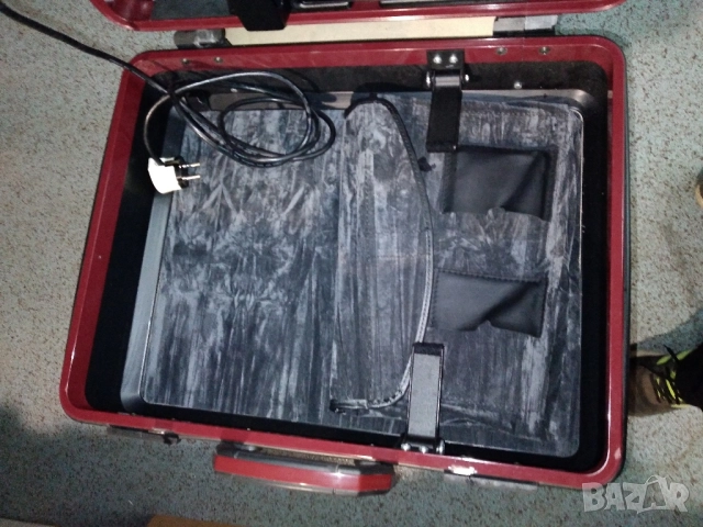 Куфар за техника или инструменти PARAT, снимка 7 - Куфари с инструменти - 51898866