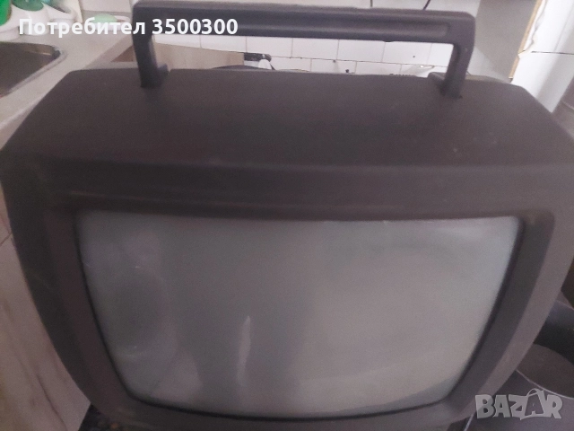 Цветен телевизор за ремонт, снимка 2 - Части и Платки - 52964718