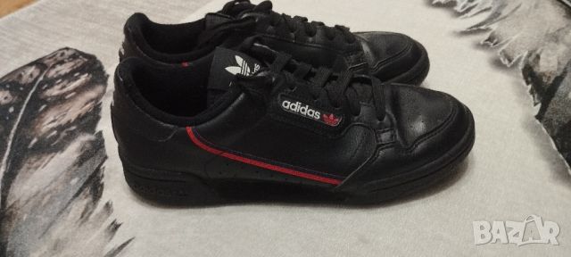 Adidas оригинални дамски кецове , снимка 2 - Кецове - 46536749