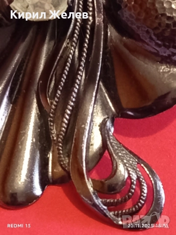 МЕДАЛЬОН МЕТАЛЕН ЛИСТ МНОГО ОРИГИНАЛЕН и КРАСИВ с КРИСТАЛИ 50779, снимка 3 - Колиета, медальони, синджири - 52503437