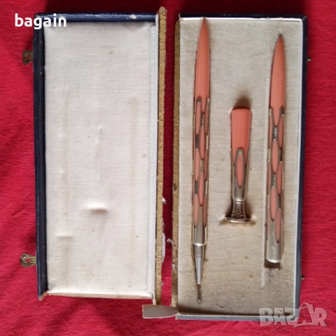 Уникален комплект с печат.