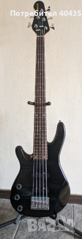 Бас китара Yamaha BB405L 5-string (лява ръка), снимка 1 - Китари - 44948655