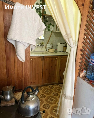 Тухлена къща с голям двор и кладенец – кв. Въбел, снимка 5 - Къщи - 53190974