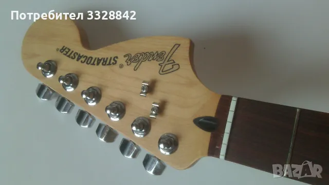 Fender Deluxe Stratocaster® Neck, снимка 1