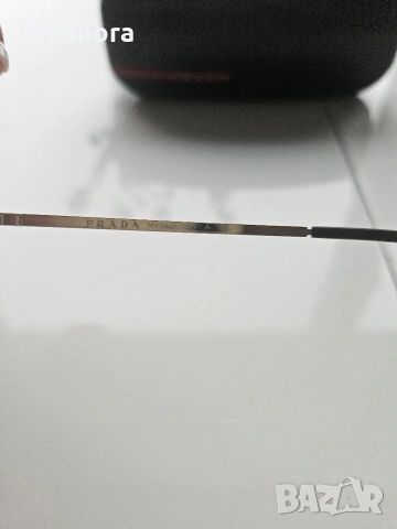 Слънчеви очила Prada, снимка 3 - Слънчеви и диоптрични очила - 53173579
