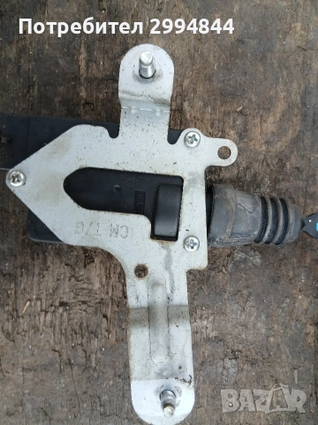 Хюндай Санта фе брава дръжка моточе за заключване и лостове система, снимка 3 - Части - 53476490