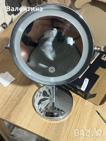 Козметично огледало със лед светлина (със забележка), снимка 2 - Други стоки за дома - 53967435