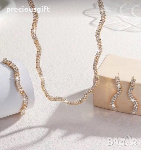 Комплект бижута от 3 части - колие, обеци и гривна, снимка 3 - Бижутерийни комплекти - 52338690