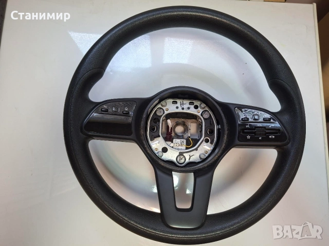 Волан с мултифункционални бутони за Mercedes Sprinter W907 W910 след 2018г