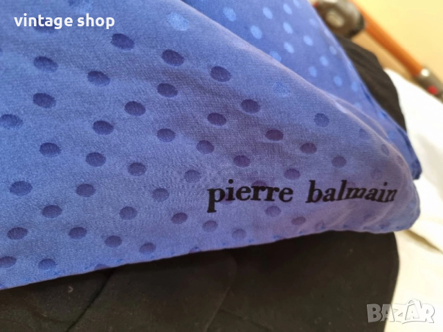 Копринен шал Pierre Balmain, снимка 11 - Шалове - 53927370