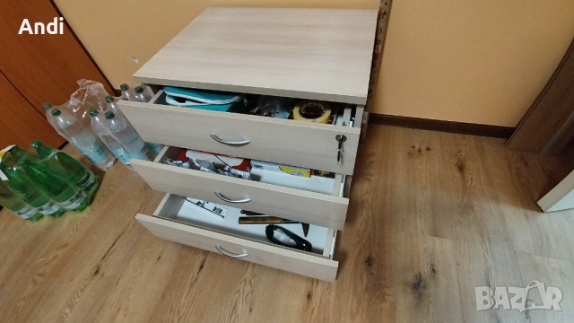 Офис шкаф - шкафче с 3 чекмеджета и ключалка 68/50/55см, снимка 14 - Шкафове и рафтове - 54043785